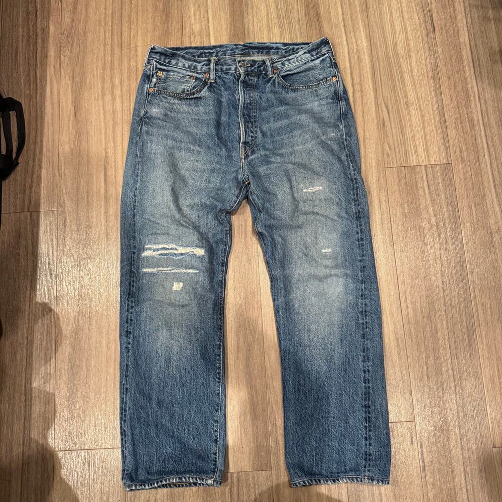 Buck Mason Full Saddle Japanese Loomstate Selvedge Denim Distressed 33x28